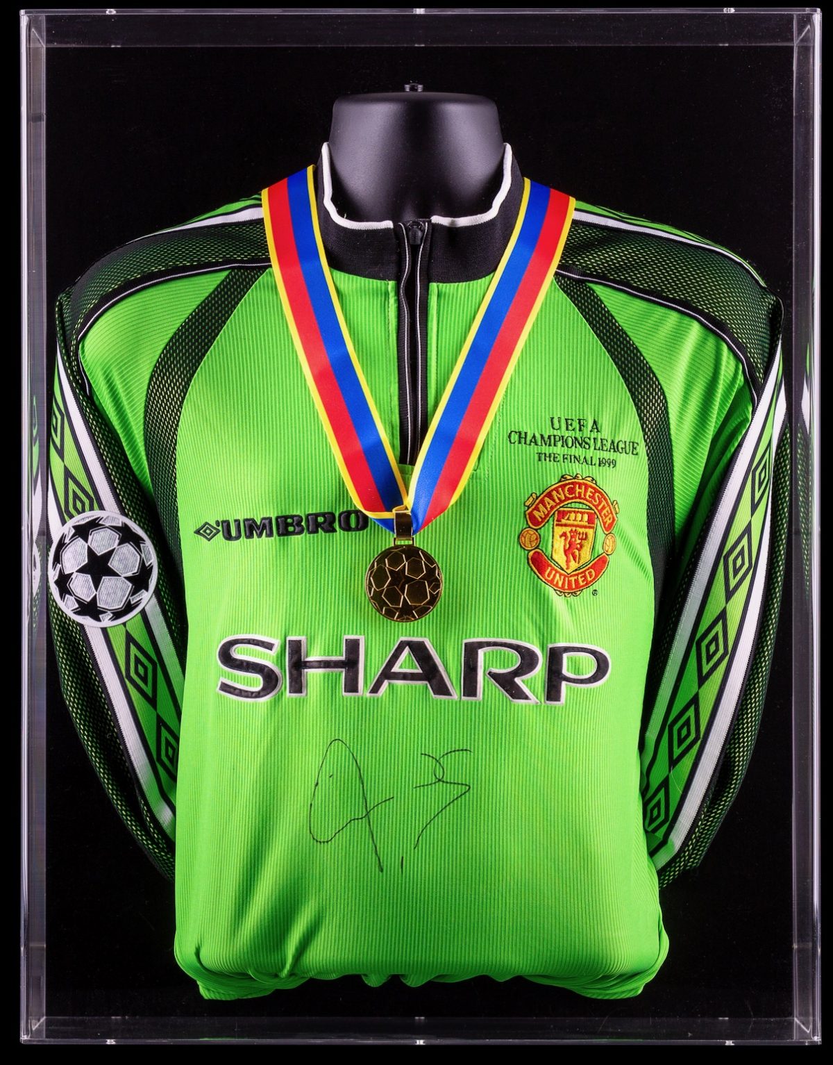 Peter Schmeichel Signed UEFA Champions League Final 1999 Manchester United Shirt & Medal Display