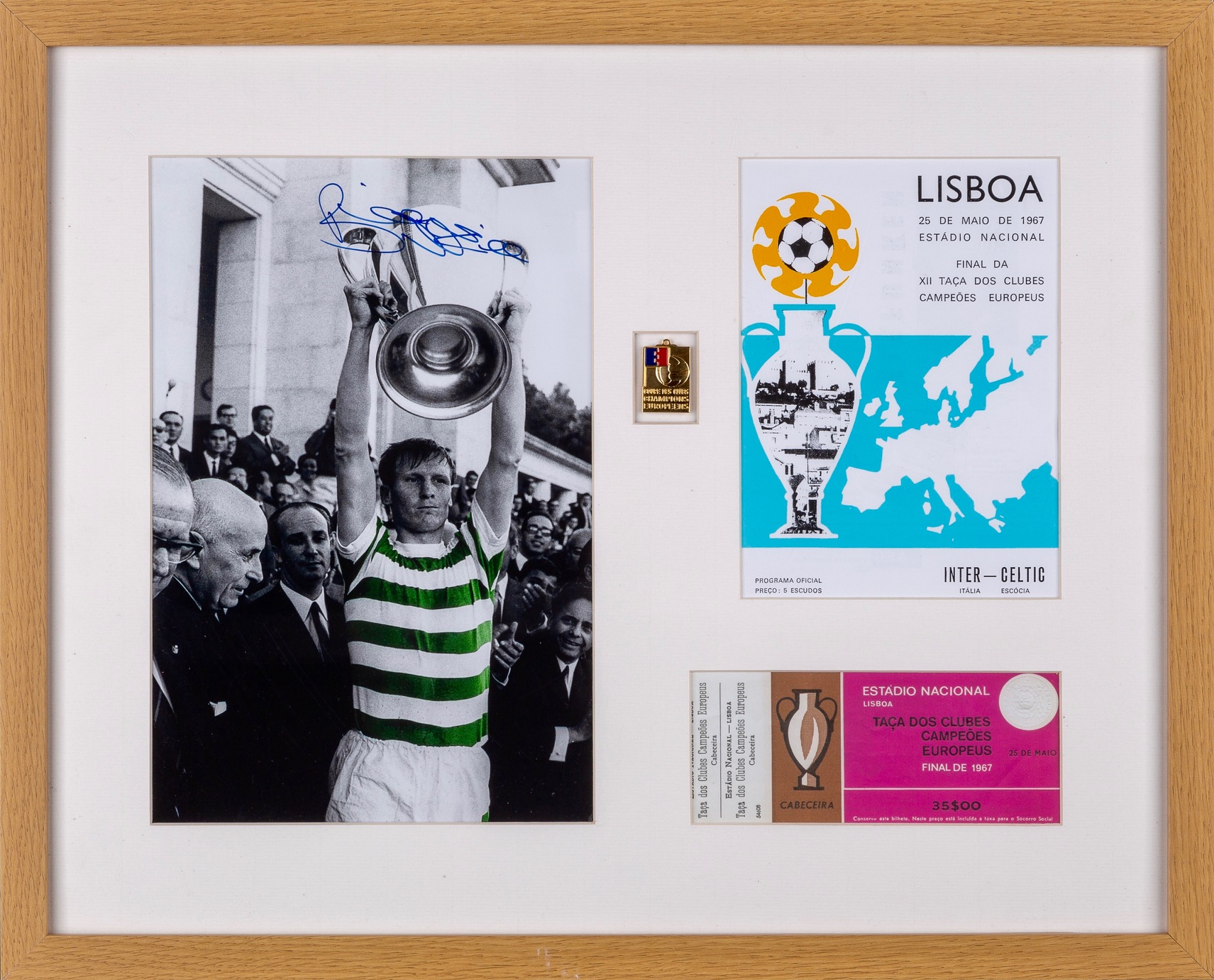 HWC Trading Celtic 1967 European Cup Final Programme Poster The Team Signed  16 x 12 inch Framed Gift Printed Autograph Football Print Photo Picture