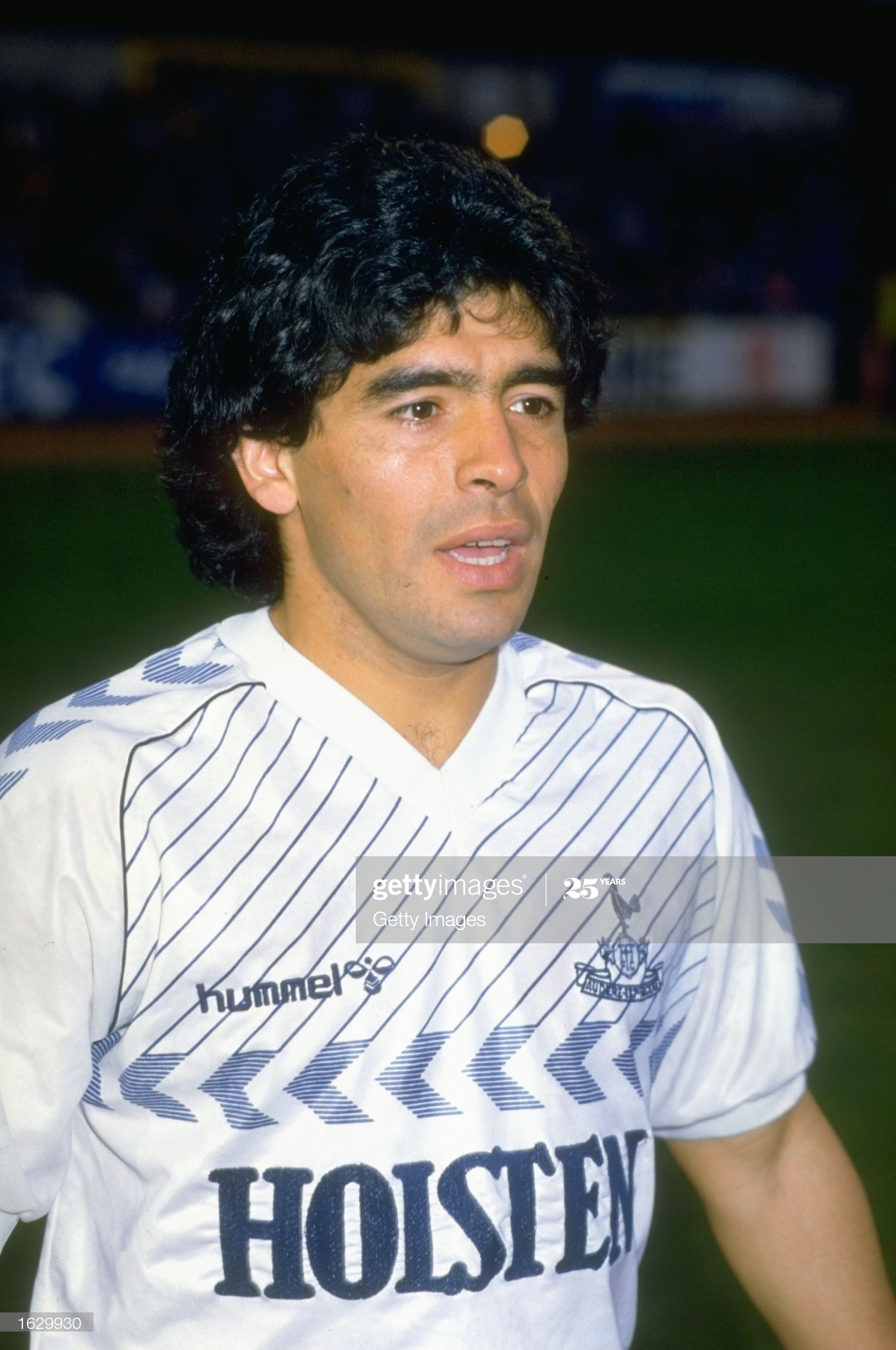 How Tottenham almost sealed Diego Maradona transfer under Ossie Ardiles -  Mirror Online