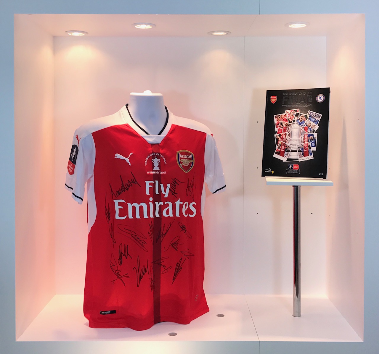 Arsenal FA Cup Final shirt and pennant, LONDON, ENGLAND - M…